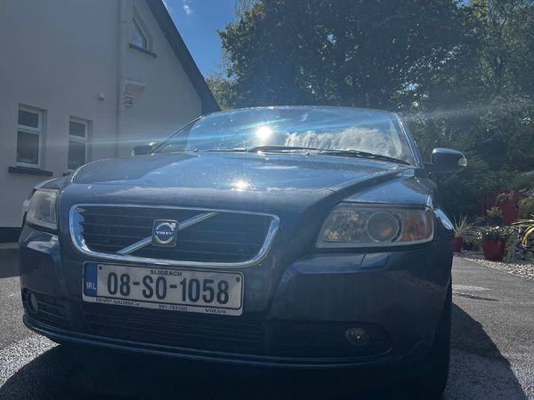 Volvo S40 Saloon, Diesel, 2008, Blue