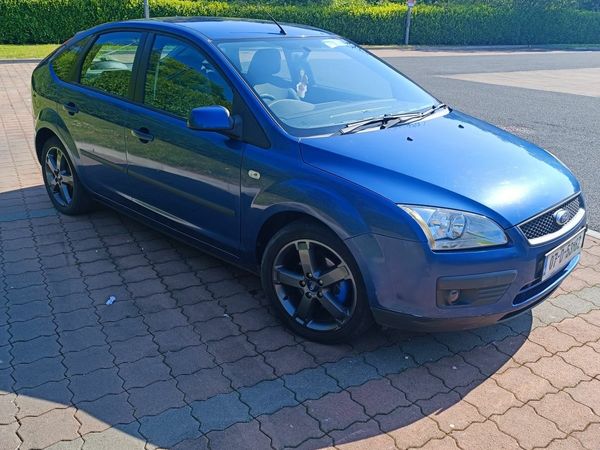 Ford Focus Hatchback, Petrol, 2007, Blue