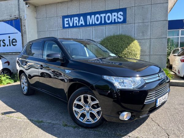 Mitsubishi Outlander SUV, Petrol Plug-in Hybrid, 2015, Black