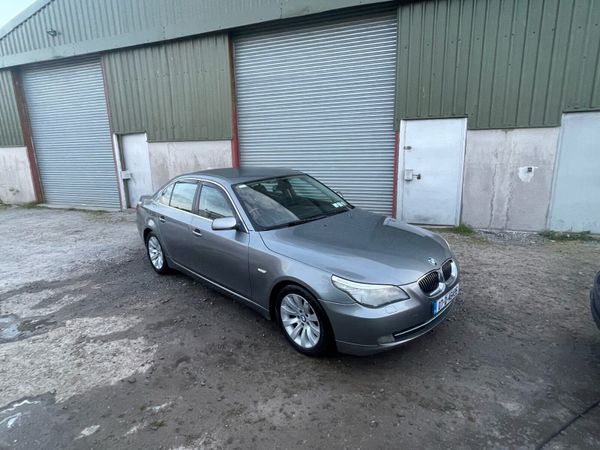 BMW 5-Series Saloon, Petrol, 2007, Grey