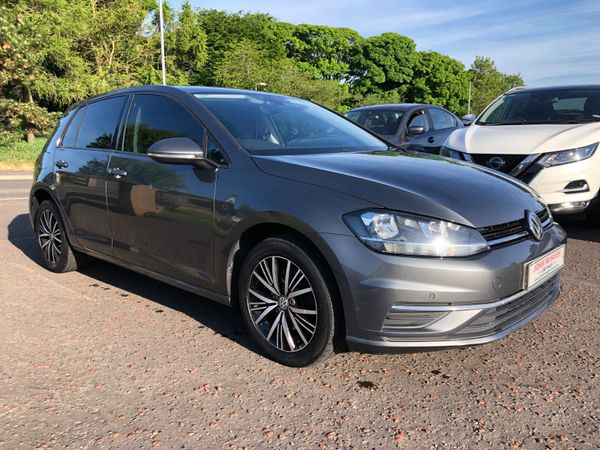 Volkswagen Golf Hatchback, Diesel, 2018, Grey