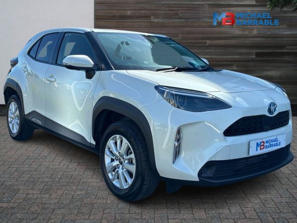 Toyota Yaris Cross SUV, Petrol Hybrid, 2021, White