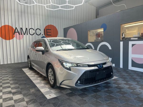 Toyota Corolla Estate, Petrol Hybrid, 2021, Silver