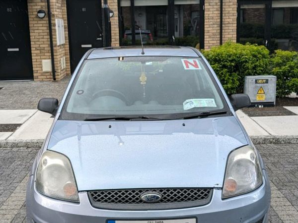 Ford Fiesta Hatchback, Petrol, 2007, Blue