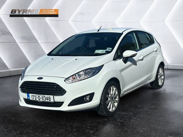 Ford Fiesta Hatchback, Petrol, 2017, White