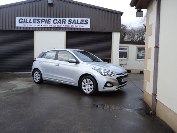 Hyundai i20 Hatchback, Petrol, 2021, Grey