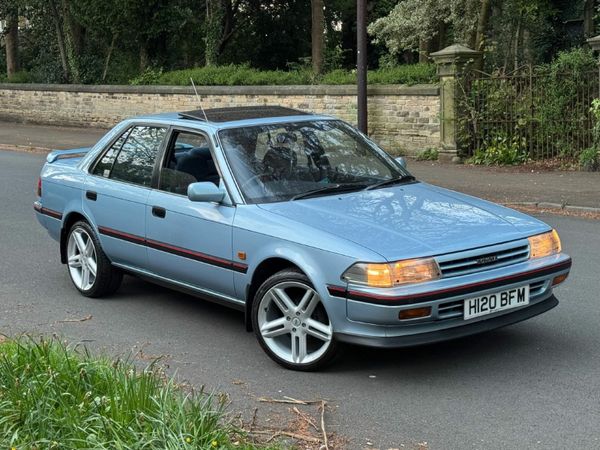 Toyota Carina Saloon, Petrol, 1991, Blue