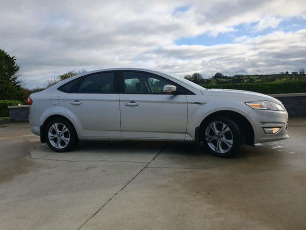Ford Mondeo Hatchback, Diesel, 2012, Silver