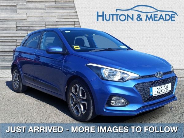 Hyundai i20 Hatchback, Petrol, 2020, Blue