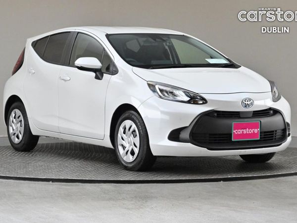 Toyota Aqua Hatchback, Petrol Hybrid, 2022, White