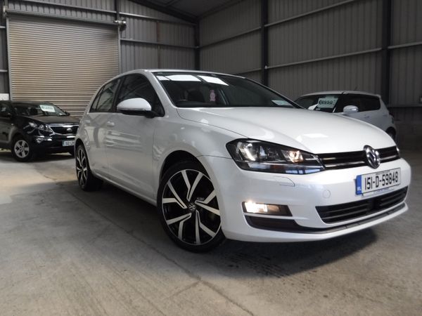 Volkswagen Golf Hatchback, Petrol, 2015, White