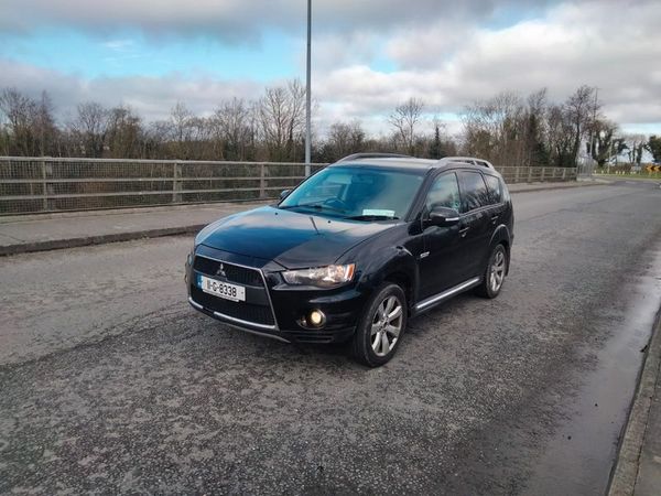 Mitsubishi Outlander SUV, Diesel, 2011, Black