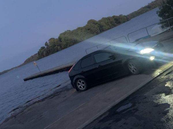Ford Focus Hatchback, Diesel, 2010, Black