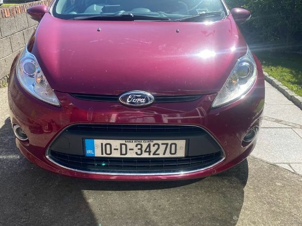Ford Fiesta Hatchback, Petrol, 2010, Red