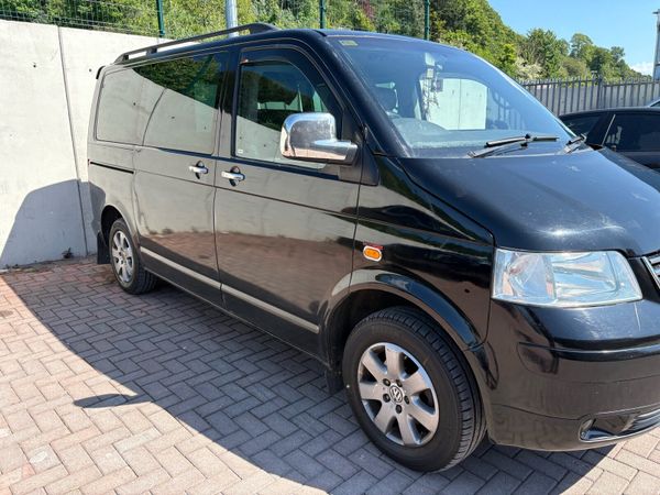 Volkswagen Shuttle Minibus, Diesel, 2004, Black