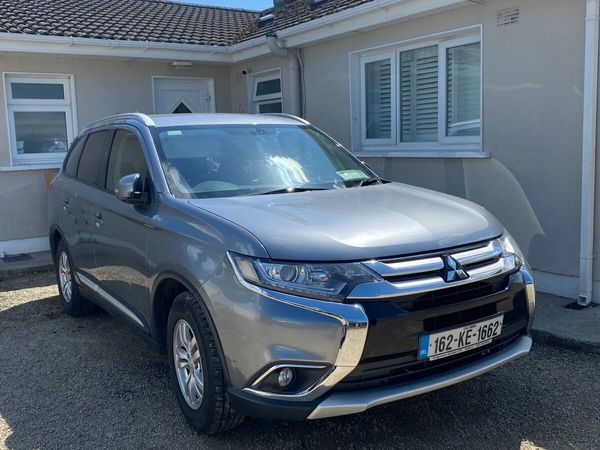 Mitsubishi Outlander SUV, Diesel, 2016, Grey