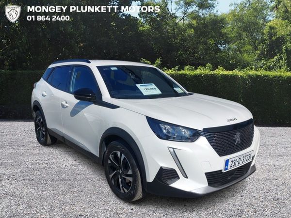 Peugeot 2008 MPV, Petrol, 2023, White