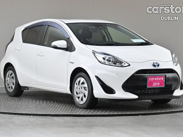 Toyota Aqua Hatchback, Petrol Hybrid, 2019, White