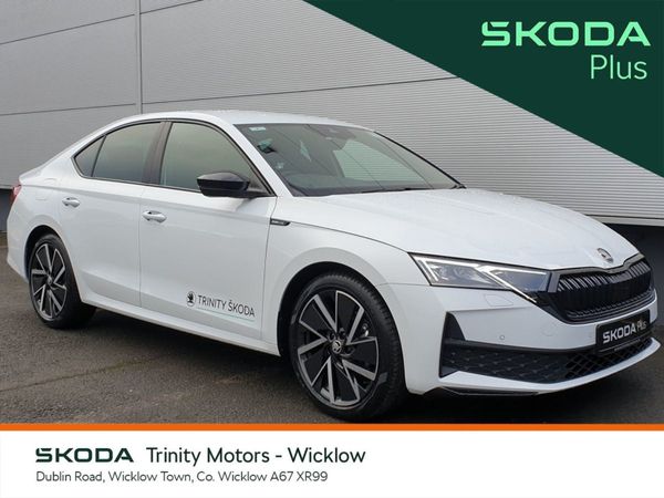 Skoda Octavia Hatchback, Diesel, 2025, White