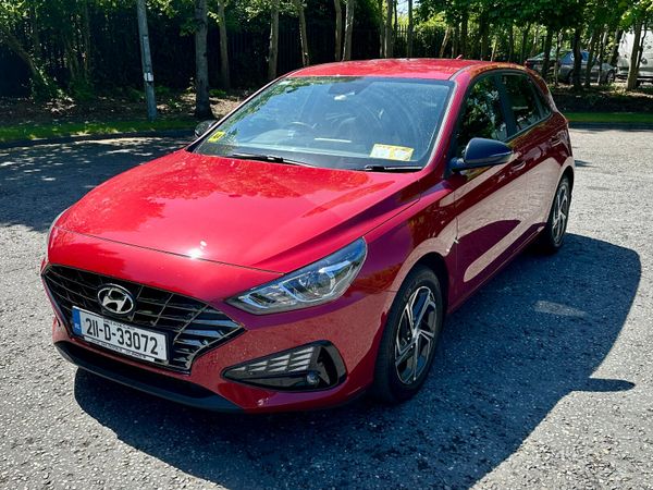 Hyundai i30 Hatchback, Diesel, 2021, Red