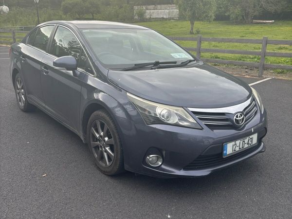 Toyota Avensis Saloon, Diesel, 2012, Blue