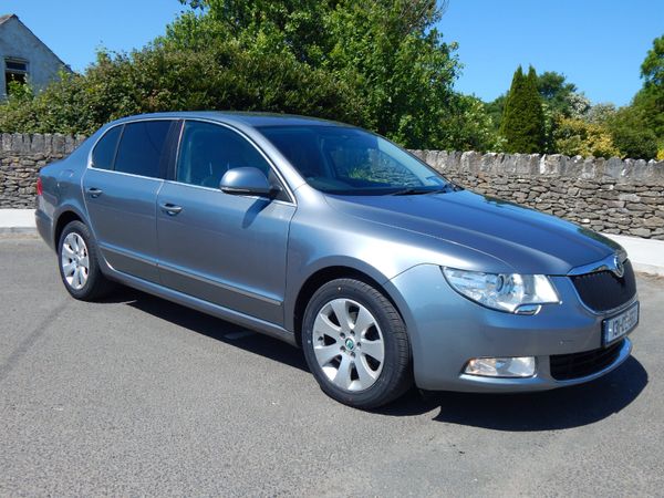 Skoda Superb Saloon, Diesel, 2013, Grey