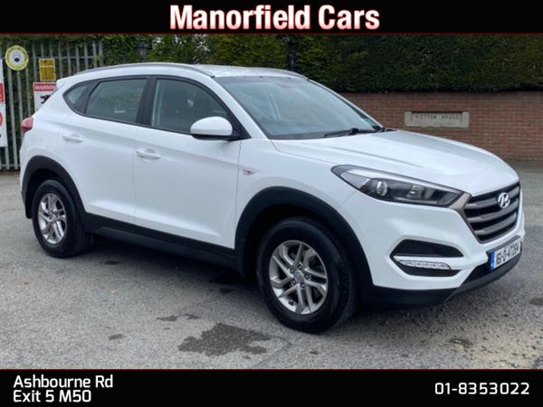 Hyundai Tucson SUV, Petrol, 2016, White