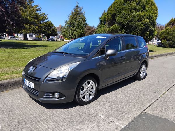 Peugeot 5008 MPV, Diesel, 2013, Grey