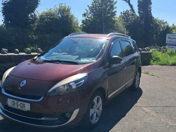 Renault Grand Scenic MPV, Diesel, 2013, Red