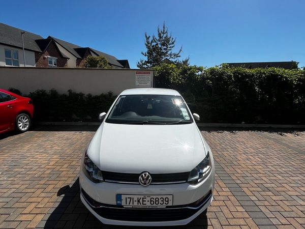 Volkswagen Polo Hatchback, Petrol, 2017, White