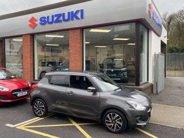 Suzuki Swift Hatchback, Petrol, 2022, Grey