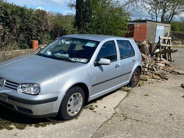Volkswagen Golf Hatchback, Petrol, 2003, Silver