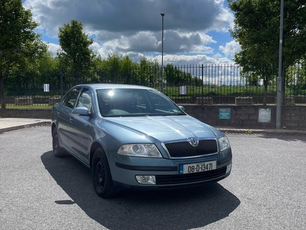 Skoda Octavia Hatchback, Petrol, 2008, Grey