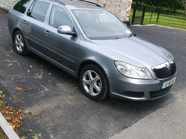 Skoda Octavia Estate, Diesel, 2013, Grey
