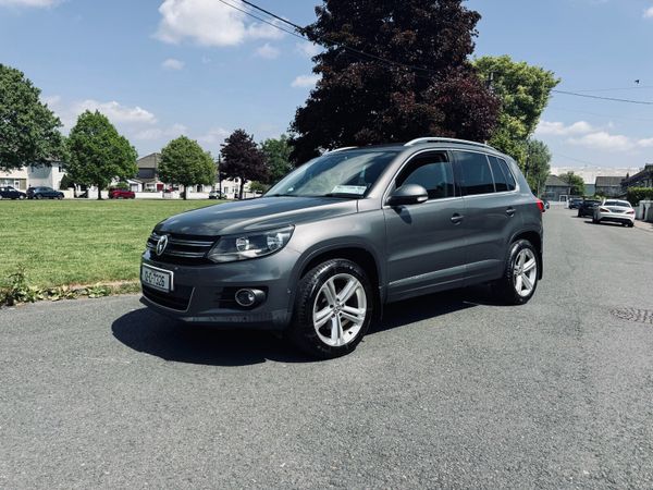 Volkswagen Tiguan SUV, Diesel, 2012, Grey