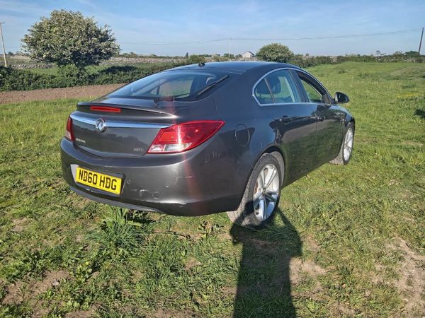 Vauxhall Insignia Hatchback, Diesel, 2011, Grey
