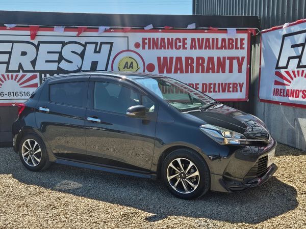 Toyota Yaris Hatchback, Petrol, 2016, Black