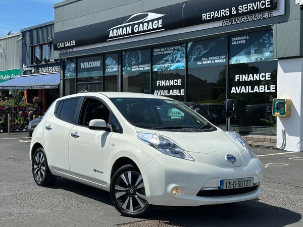 Nissan Leaf Hatchback, Electric, 2017, White