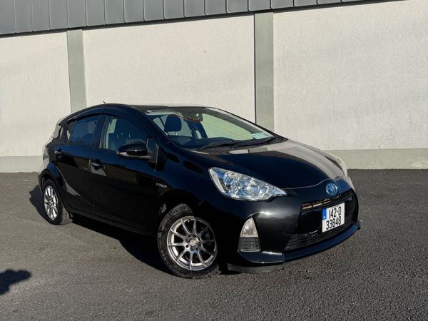Toyota Aqua Hatchback, Petrol Hybrid, 2014, Black