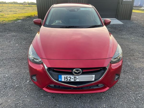 Mazda Demio MPV, Diesel, 2015, Red