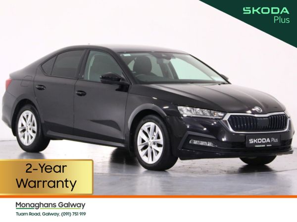 Skoda Octavia Hatchback, Petrol, 2021, Black