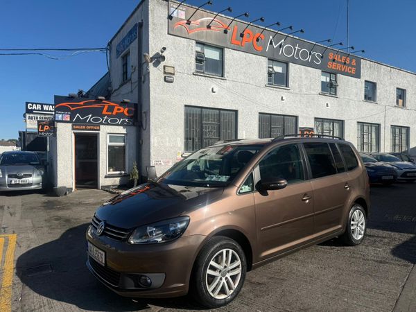 Volkswagen Touran MPV, Diesel, 2014, Brown