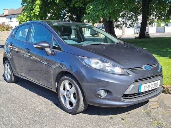 Ford Fiesta Hatchback, Petrol, 2010, Grey