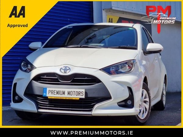 Toyota Yaris Hatchback, Petrol, 2020, White