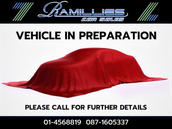 Volkswagen Golf Hatchback, Petrol, 2016, Red
