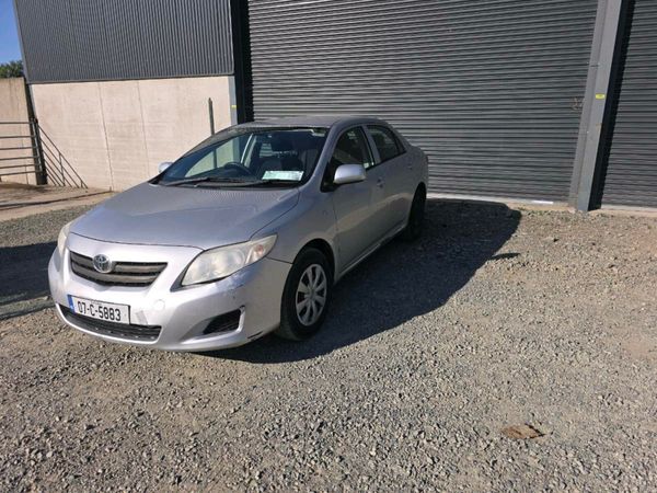 Toyota Corolla Saloon, Petrol, 2007, Silver