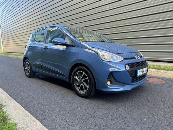Hyundai i10 Hatchback, Petrol, 2017, Blue
