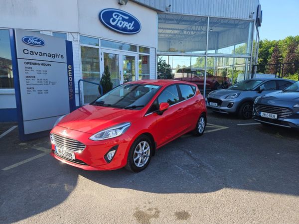 Ford Fiesta Hatchback, Petrol, 2018, Red