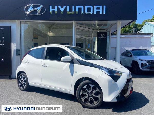 Toyota Aygo Hatchback, Petrol, 2019, White