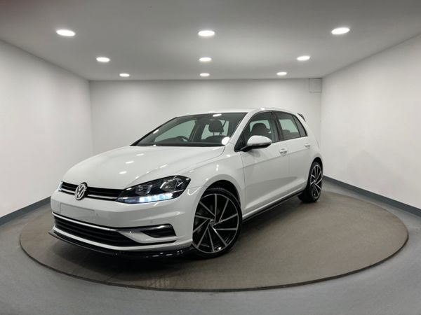 Volkswagen Golf Hatchback, Diesel, 2018, White